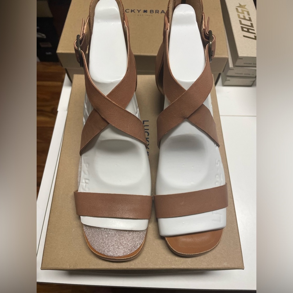 Lucky Brand sandals